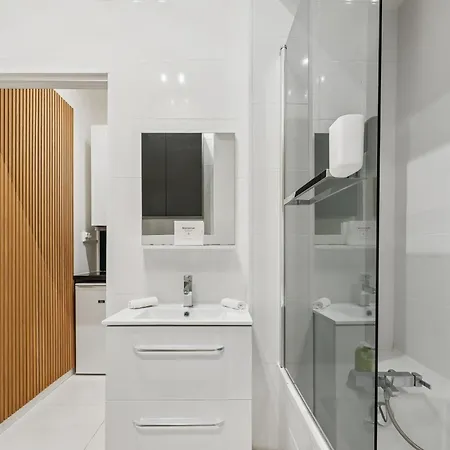 Flat Close To Arc De Triomphe Appartamento Parigi