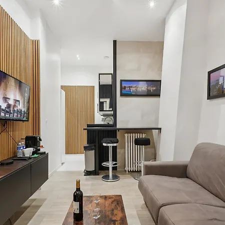 Flat Close To Arc De Triomphe Appartement Parijs