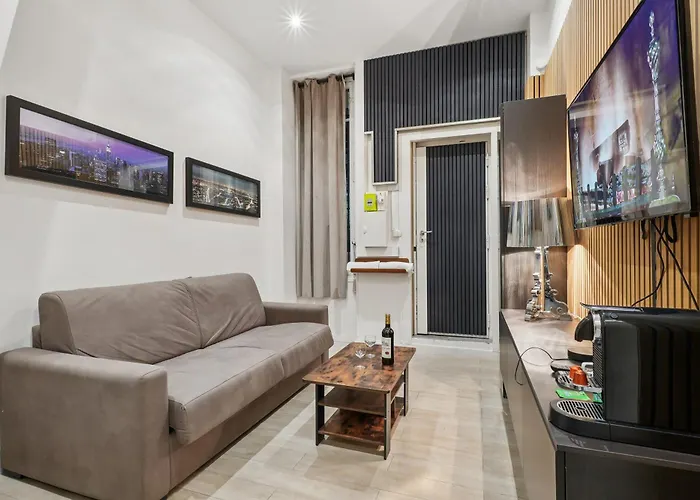Appartement Flat Close To Arc De Triomphe Parijs